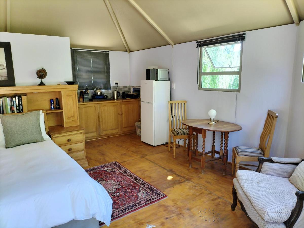 Glamping At The Well In 弗朗斯胡克 外观 照片